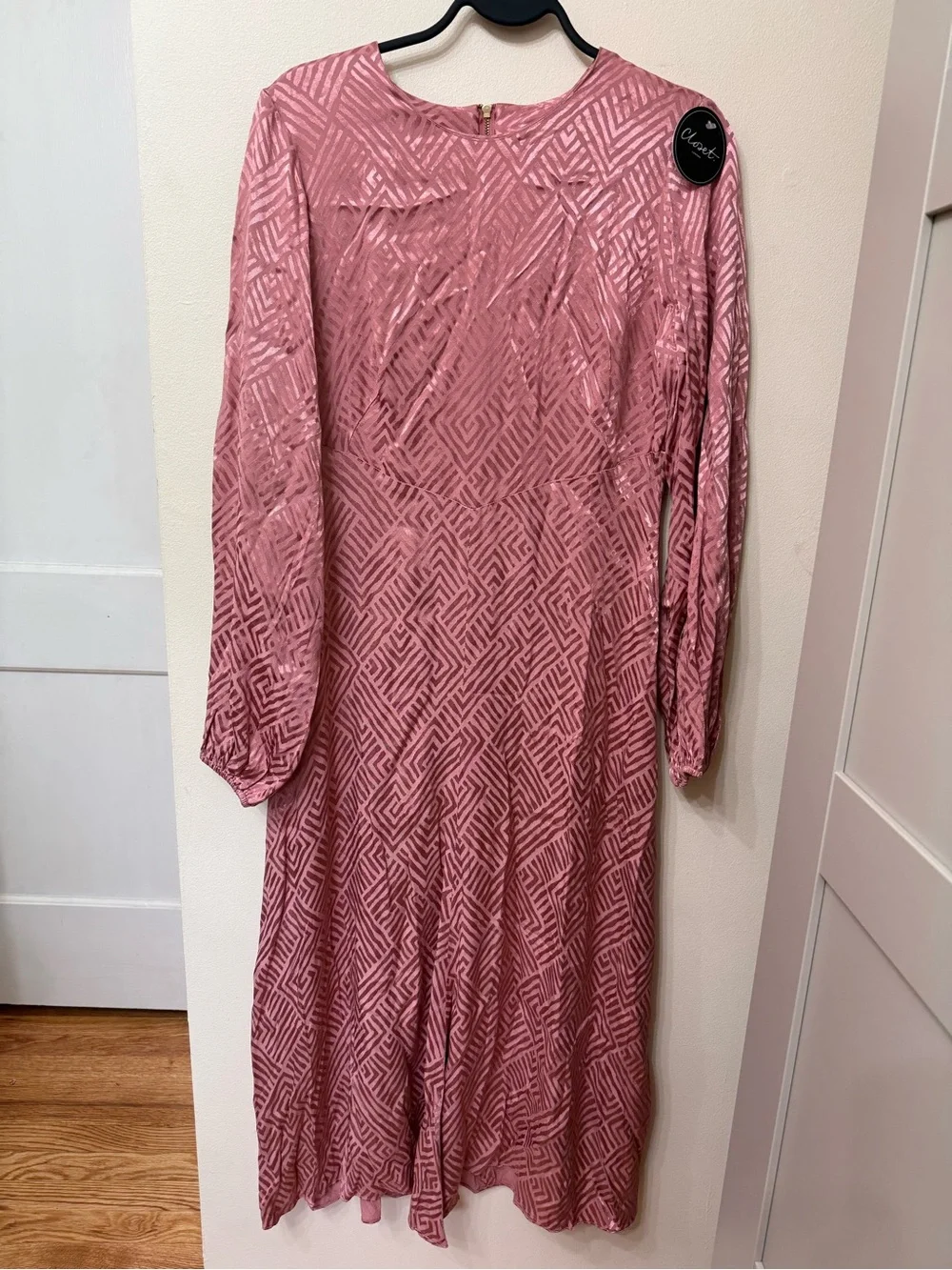 NWT Closet London 6 Blush Pink Jacquard Textured Midi Flowy Feminine Satiny
